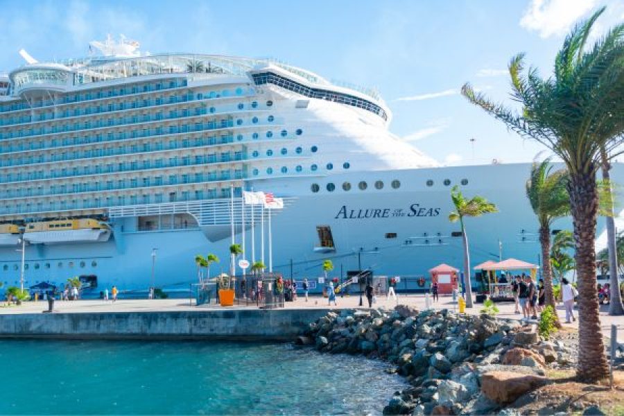 ALLURE OF THE SEAS℠