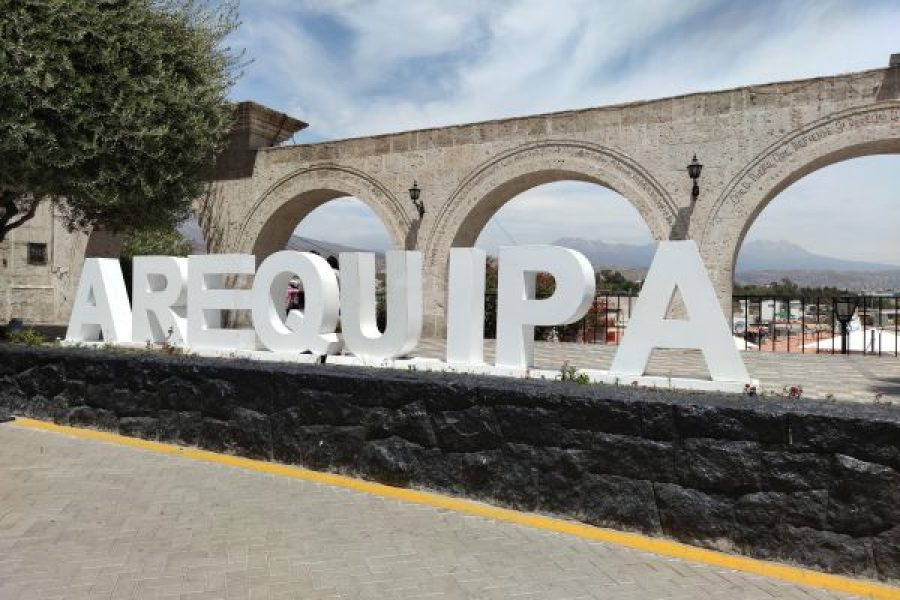 AREQUIPA COMPLETO 04 DÍAS / 03 NOCHES